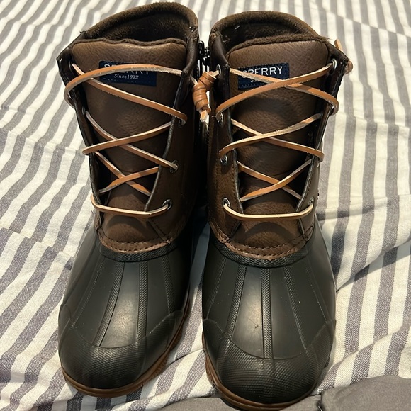 Sperry Waterproof boots - Picture 1 of 2